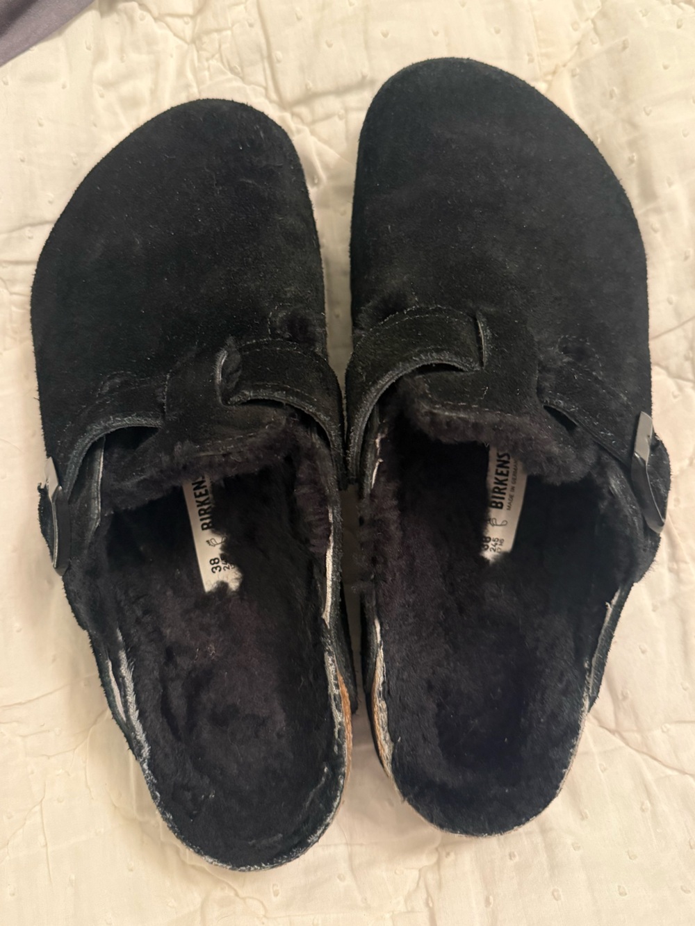 Birkenstock Women’s Black Suede Shearling Mule